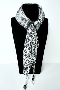 Foulard femme en soie noir, blanc et gris