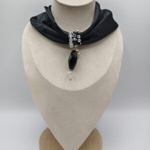 FOUALRD TOUR DE COU ÉLÉGANCE EN NOIR