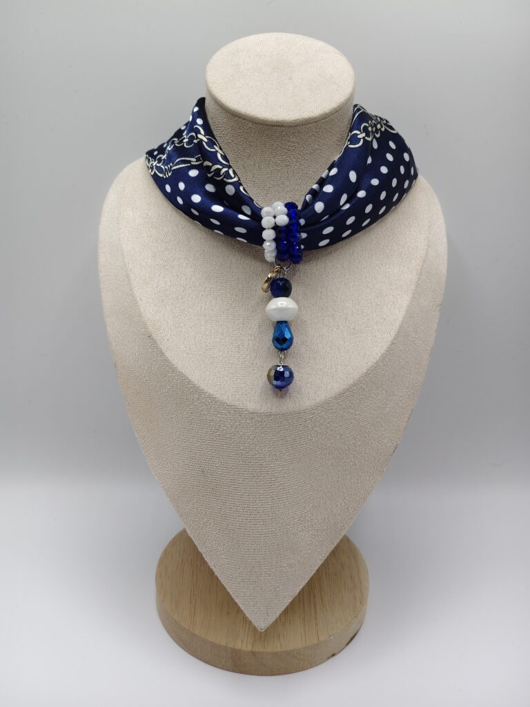 FOUALRD TOUR DE COU BLEU À POIS