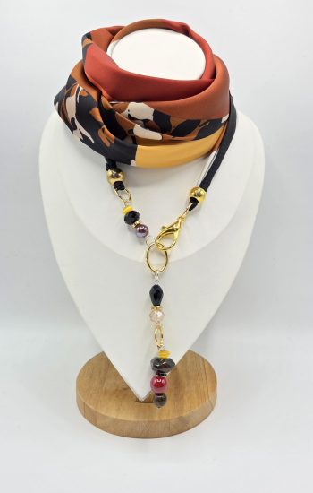 foulard collier feuilles d'automne
