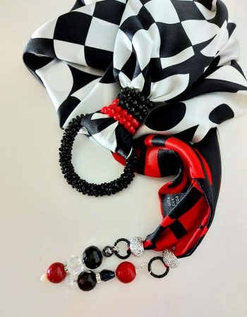 Foulard en soie rouge et noir